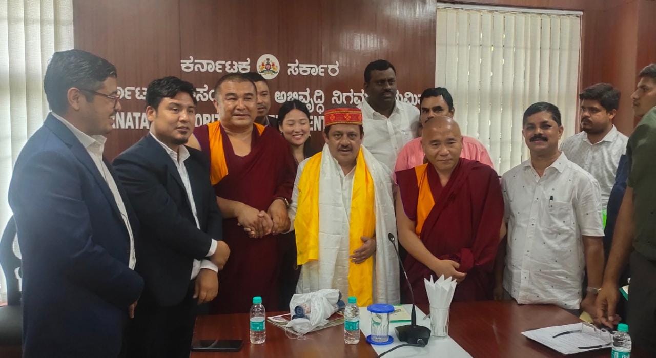 ಬೌದ್ಧ ಸಮುದಾಯಕ್ಕೆ ಅಲ್ಪಸಂಖ್ಯಾತರ ಆಯೋಗದಲ್ಲಿ ಪ್ರಾತಿನಿಧ್ಯ, ಕಾಲೇಜು -ಉನ್ನತ ಶಿಕ್ಷಣಕ್ಕೆ ನೆರವು - ಸಚಿವ ಜಮೀರ್ ಅಹಮದ್ ಭರವಸೆ