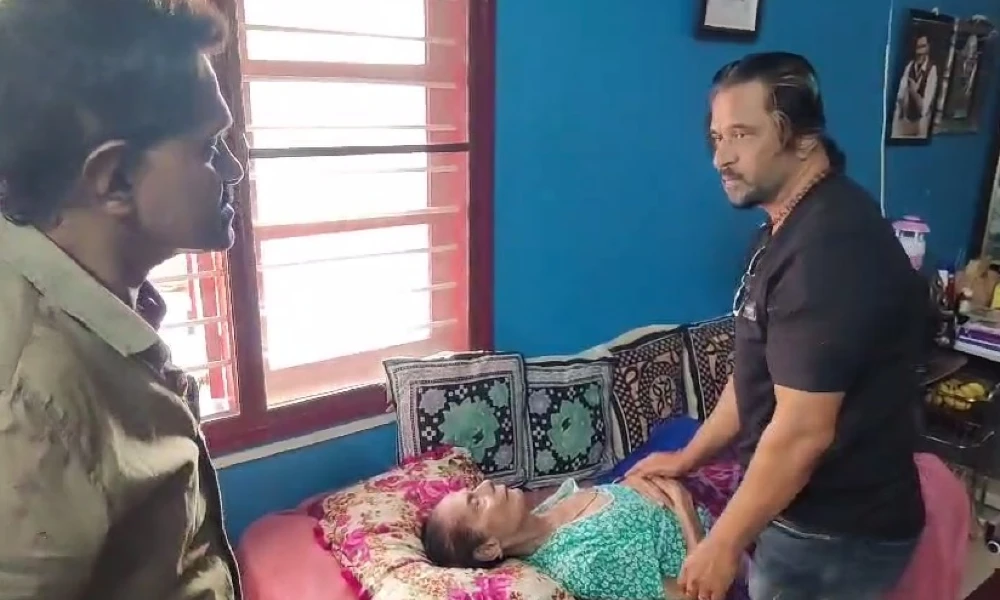 ಹಿರಿಯ ನಟಿ ಲೀಲಾವತಿ ಆರೋಗ್ಯ ವಿಚಾರಣೆ