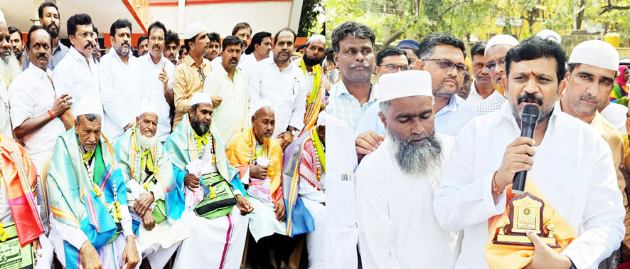 ಉಮ್ರಾ ಯಾತ್ರಾರ್ಥಿಗಳಿಗೆ ಸನ್ಮಾನ ಬೀಳ್ಕೊಡುಗೆ