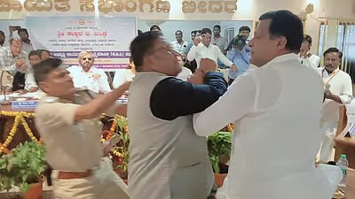 ಸಚಿವ ಖಂಡ್ರೆ ಶಾಕ್ :  ಶಾಸಕರ ಗೂಂಡಾಗಿರಿಗೆ ಕೆಡಿಪಿ ರಣಾಂಗಣ !