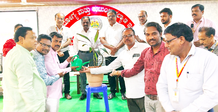 ‘ಜನಪ್ರತಿನಿಧಿಗಳು ಸೇವಕರೆ ಹೊರತು ಮಾಲೀಕರಲ್ಲ’