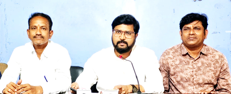 ಮೂರು ಪುಸ್ತಕ ಪ್ರಕಟಣೆ, ನಗದು ಬಹುಮಾನ ವಿತರಣೆ ರಿಪೋರ್ಟರ್‌ಸ್‌ ಗಿಲ್‌ಡ್‌ ಬೆಳ್ಳಿ ಹಬ್ಬಕ್ಕೆ ಪತ್ರಕರ್ತರಿಂದ ಕಥೆ, ಕವನ ಲೇಖನಗಳ ಆಹ್ವಾನ - ಜಾಗಟಗಲ್