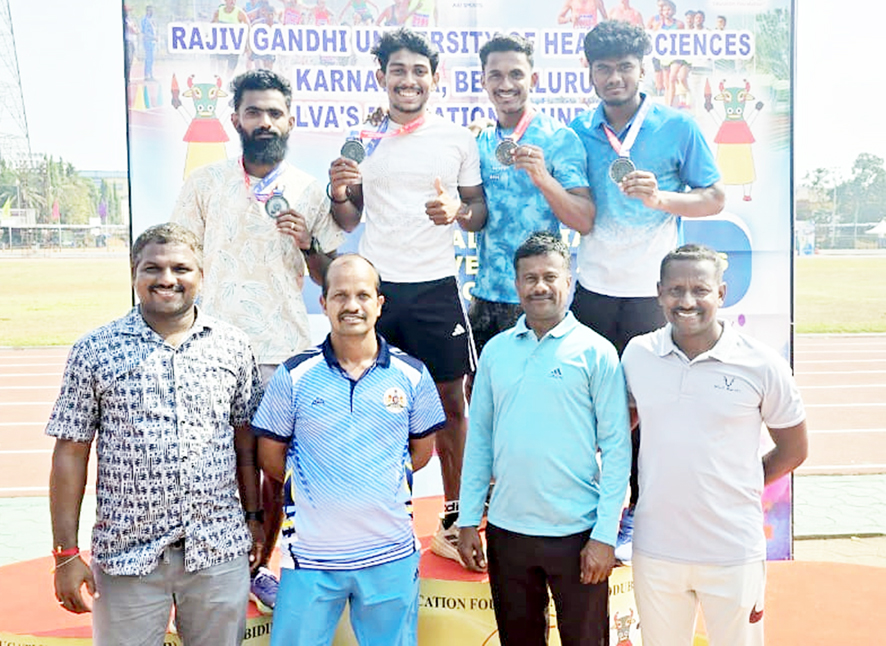 ರಾಷ್ಟ್ರೀಯ ಕ್ರೀಡಾಕೂಟ, ವಾಲ್ಮೀಕಿ ವಿವಿಗೆ 11ನೇ ಸ್ಥಾನ ಕ್ರೀಡಾಸಕ್ತರಿಗೆ ಅಗತ್ಯ ಪ್ರೋೋತ್ಸಾಹಕ್ಕೆ ಸಿದ್ಧ - ಪ್ರೊ.ಶಿವಾನಂದ ಕೆಳಗಿನಮನಿ