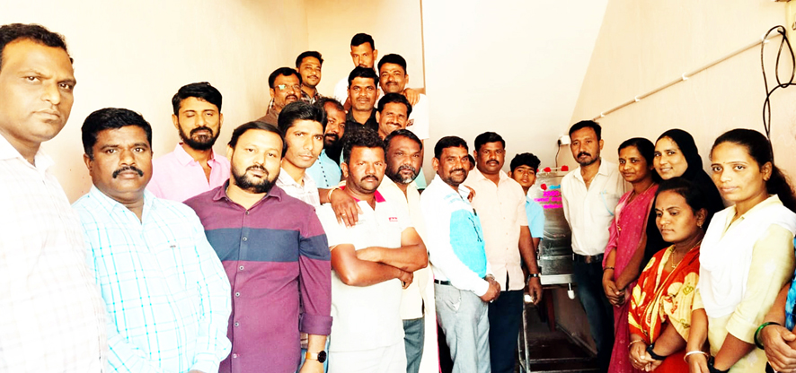 ಸಿರವಾರ : ಸರಕಾರಿ ಶಾಲೆಗೆ ಹಳೆಯ ವಿದ್ಯಾರ್ಥಿಗಳಿಂದ ಶುದ್ಧ ನೀರು ಘಟಕ ಸಮರ್ಪಣೆ