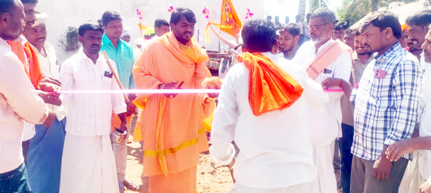 ಗ್ರಾಮೀಣ ಕ್ರೀಡೆಗಳ ಆಯೋಜನೆ ಶ್ಲಾಘನೀಯ - ನವಲಕಲ್ ಶ್ರೀ